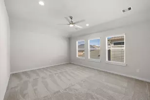 3215 Bushy Hawthorne Dr, Conroe, TX 77301 - Photo 19