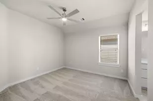 3215 Bushy Hawthorne Dr, Conroe, TX 77301 - Photo 21