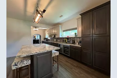 103 W Barrow Street, Dayton, TX 77535 - Photo 9