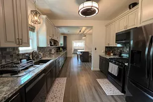 103 W Barrow St, Dayton, TX 77535 - Photo 11