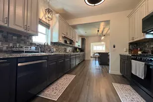 103 W Barrow St, Dayton, TX 77535 - Photo 13