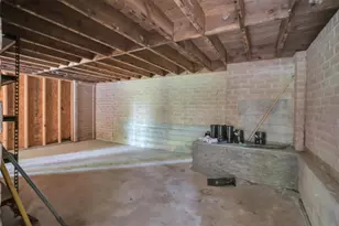 1 Woodstone St, Houston, TX 77024 - Photo 21