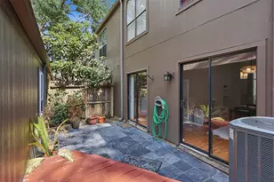 701 Bering Dr, Houston, TX 77057 - Photo 21