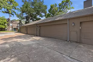 701 Bering Dr, Houston, TX 77057 - Photo 27