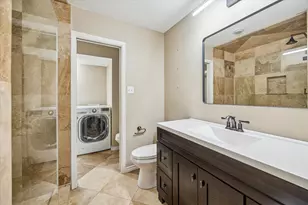 2744 Briarhurst Dr, Houston, TX 77057 - Photo 7