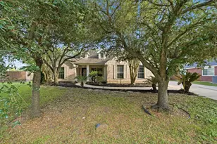 11 Crest, Houston, TX 77082 - Photo 1