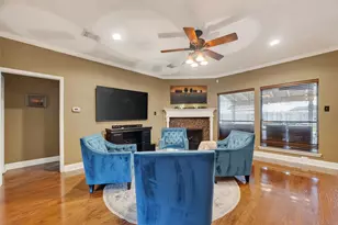 2329 N Lake Front Dr, League City, TX 77573 - Photo 17