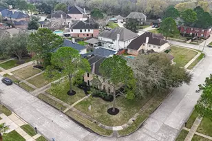 2329 N Lake Front Dr, League City, TX 77573 - Photo 47