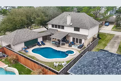 2329 N Lake Front Drive, League City, TX 77573 - Photo 3