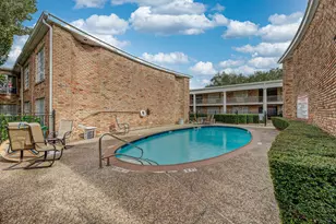 2101 Fountain View Dr, Houston, TX 77057 - Photo 5