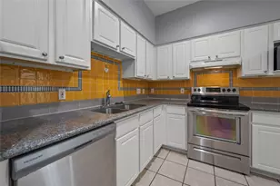 11709 Lakeside Pl Dr, Houston, TX 77077 - Photo 9