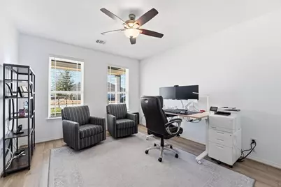 8219 Red Shiner Way, Fulshear, TX 77441 - Photo 9