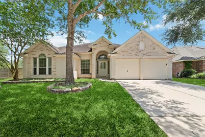 8122 Dune Brook Drive, Houston, TX 77089 - Photo 1