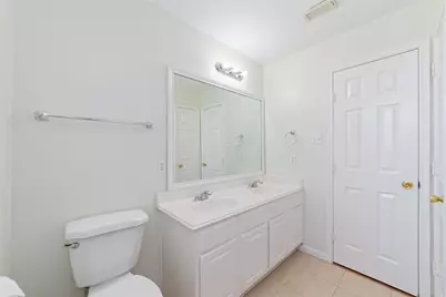 8122 Dune Brook Drive, Houston, TX 77089 - Photo 9