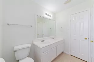 8122 Dune Brook Dr, Houston, TX 77089 - Photo 9