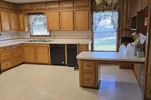 210 Magnolia Cove, Onalaska, TX 77360 - Photo 3