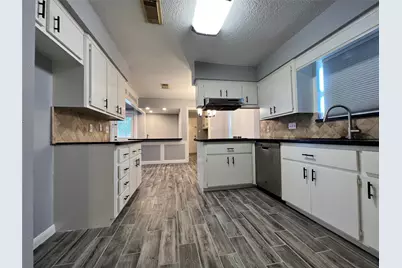 15903 Brookvilla Drive, Houston, TX 77059 - Photo 17