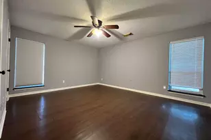 15903 Brookvilla Dr, Houston, TX 77059 - Photo 19