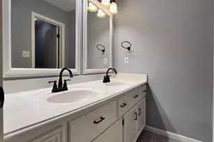 15903 Brookvilla Dr, Houston, TX 77059 - Photo 23