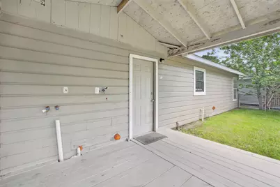 3221 Texas Avenue, Texas City, TX 77590 - Photo 25