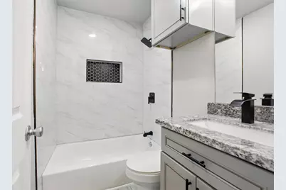 3221 Texas Avenue, Texas City, TX 77590 - Photo 19