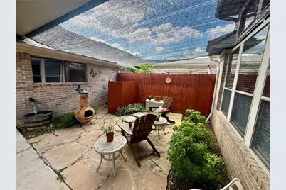 2415 Clippers Square, Houston, TX 77058 - Photo 31