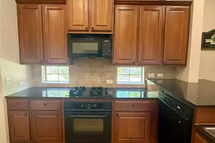 2415 Clippers Square, Houston, TX 77058 - Photo 13