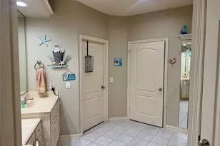 2415 Clippers Square, Houston, TX 77058 - Photo 27