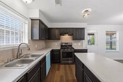 7110 Favian Court, Houston, TX 77083 - Photo 15