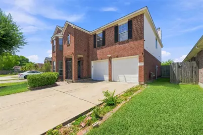 7110 Favian Court, Houston, TX 77083 - Photo 3