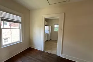 2421 Isabella 1/2 St, Houston, TX 77004 - Photo 9