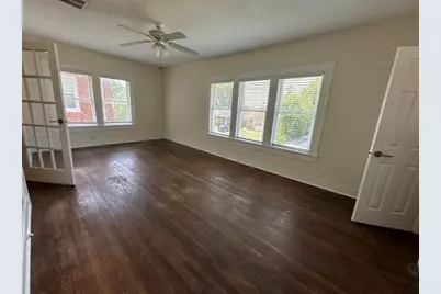 2421 Isabella 1/2 Street, Houston, TX 77004 - Photo 11