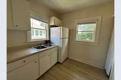 2421 Isabella 1/2 Street, Houston, TX 77004 - Photo 7