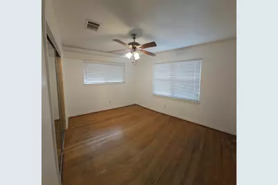 9721 Foredale Street, Houston, TX 77075 - Photo 15