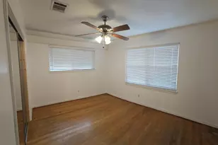 9721 Foredale St, Houston, TX 77075 - Photo 15