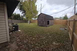 9721 Foredale St, Houston, TX 77075 - Photo 21