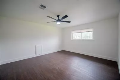 4815 Caris Street, Houston, TX 77091 - Photo 33