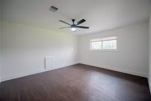 4815 Caris St, Houston, TX 77091 - Photo 33