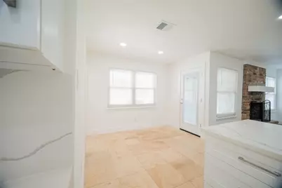 4815 Caris Street, Houston, TX 77091 - Photo 9