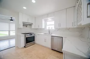 4815 Caris St, Houston, TX 77091 - Photo 5