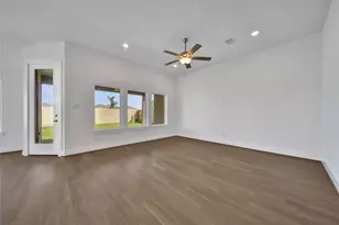 1835 Rory Christine Dr, Rosharon, TX 77583 - Photo 5