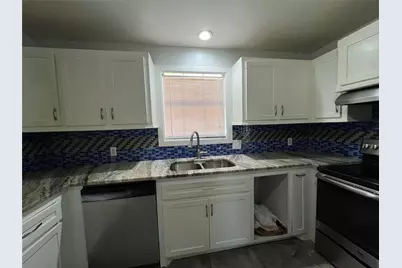 553 Roanoke St Drive, Conroe, TX 77302 - Photo 5