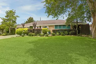 9534 Beverly Hill St, Houston, TX 77063 - Photo 3