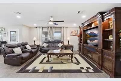 1821 Majestic Oak Drive, Pearland, TX 77581 - Photo 21