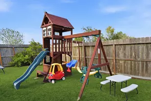 1821 Majestic Oak Dr, Pearland, TX 77581 - Photo 37