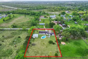 1905 County Rd 235, Alvin, TX 77511 - Photo 31