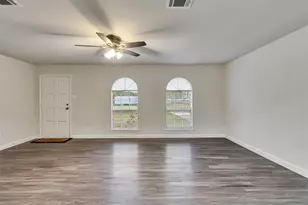1905 County Rd 235, Alvin, TX 77511 - Photo 21