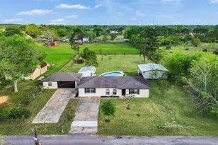 1905 County Rd 235, Alvin, TX 77511 - Photo 1