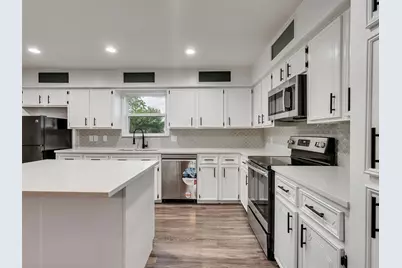 1905 County Road 235, Alvin, TX 77511 - Photo 9