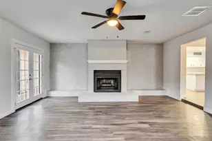 1905 County Rd 235, Alvin, TX 77511 - Photo 7